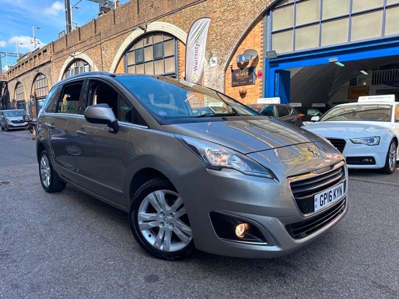 A 2016 PEUGEOT 5008 S/S ACTIVE A 2016 PEUGEOT 5008 S/S ACTIVE