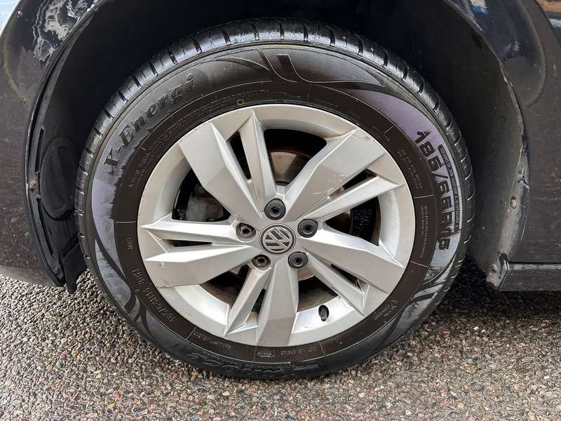 2019 VOLKSWAGEN POLO 2019 VOLKSWAGEN POLO