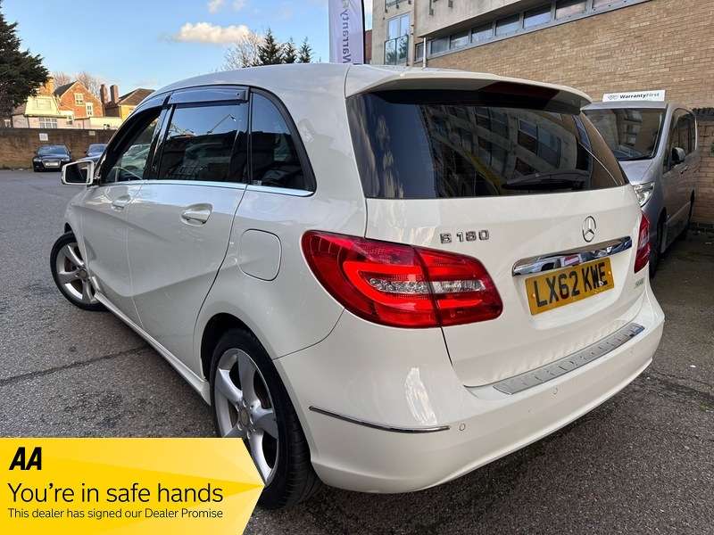 2012 MERCEDES-BENZ B180 BLUEEFFICIENCY SPORT AUTO 2012 MERCEDES-BENZ B180 BLUEEFFICIENCY SPORT AUTO