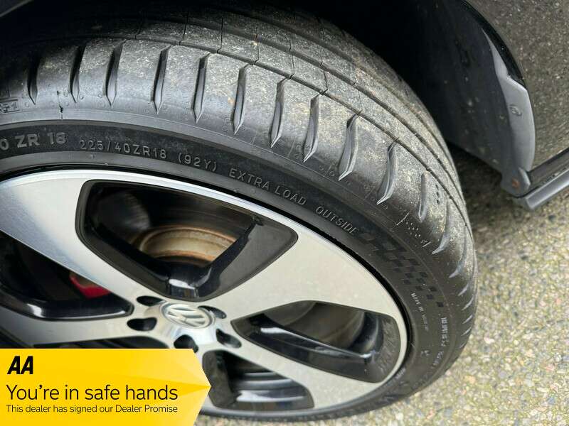 2015 VOLKSWAGEN GOLF GTI 2015 VOLKSWAGEN GOLF GTI