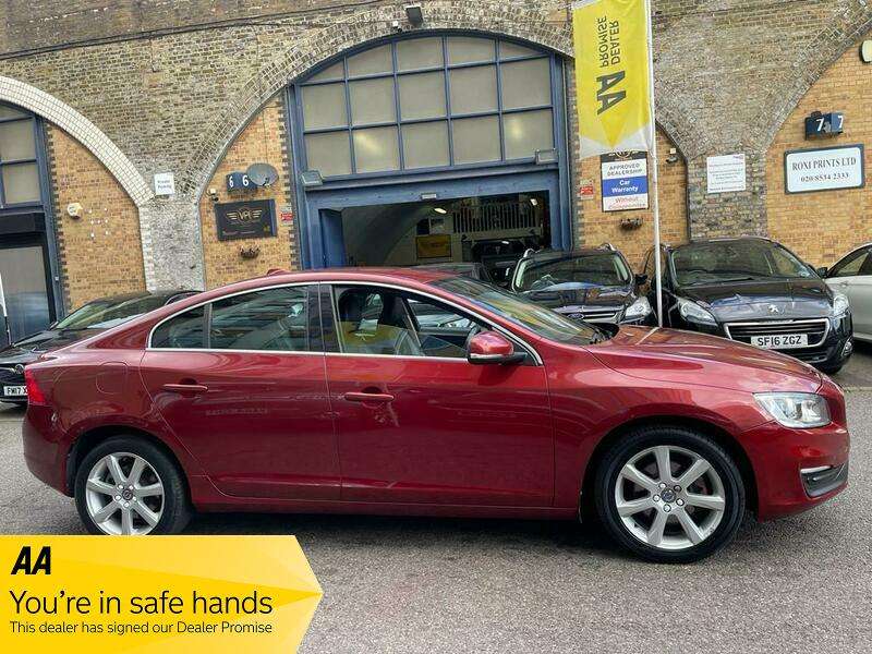 2016 VOLVO S60 2016 VOLVO S60