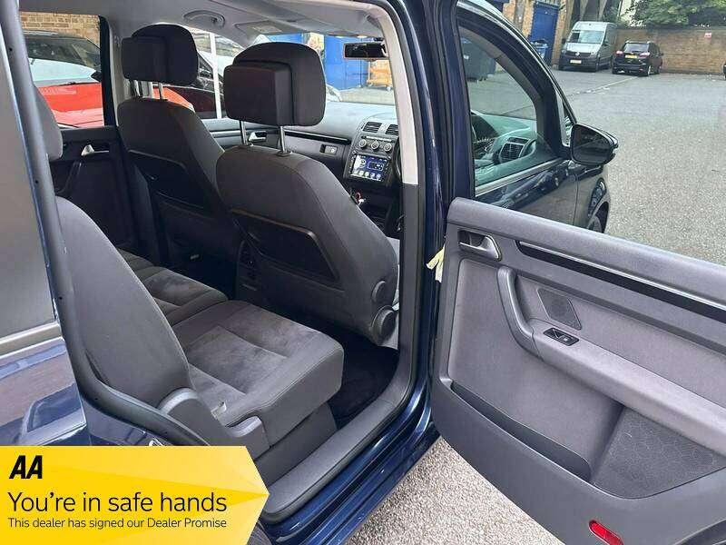 2014 VOLKSWAGEN TOURAN 2014 VOLKSWAGEN TOURAN