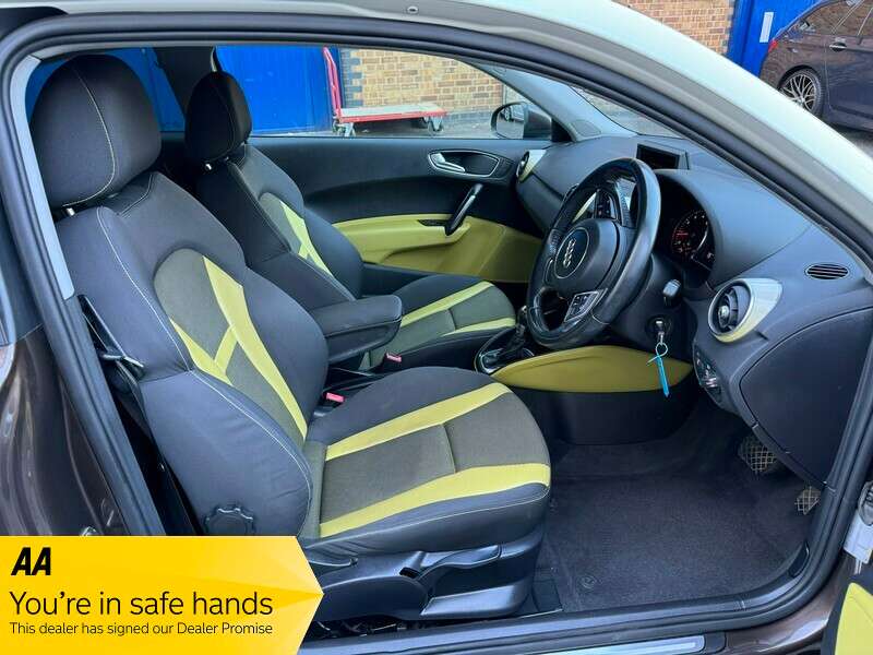 A 2011 AUDI A1 SPORT EDITION A 2011 AUDI A1 SPORT EDITION