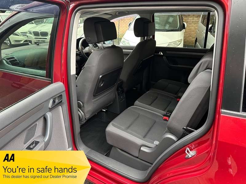 2014 VOLKSWAGEN TOURAN 2014 VOLKSWAGEN TOURAN