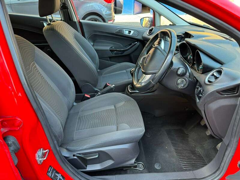 A 2017 FORD FIESTA ZETEC A 2017 FORD FIESTA ZETEC