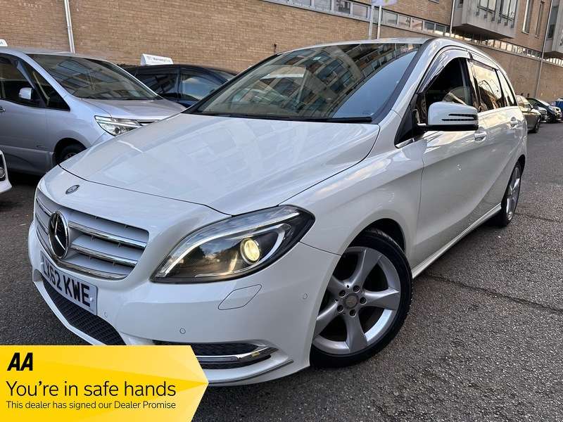 A 2012 MERCEDES-BENZ B180 BLUEEFFICIENCY SPORT AUTO 1.6 SE AUTO A 2012 MERCEDES-BENZ B180 BLUEEFFICIENCY SPORT AUTO 1.6 SE AUTO