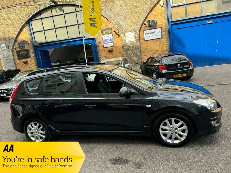 2011 HYUNDAI I30 2011 HYUNDAI I30