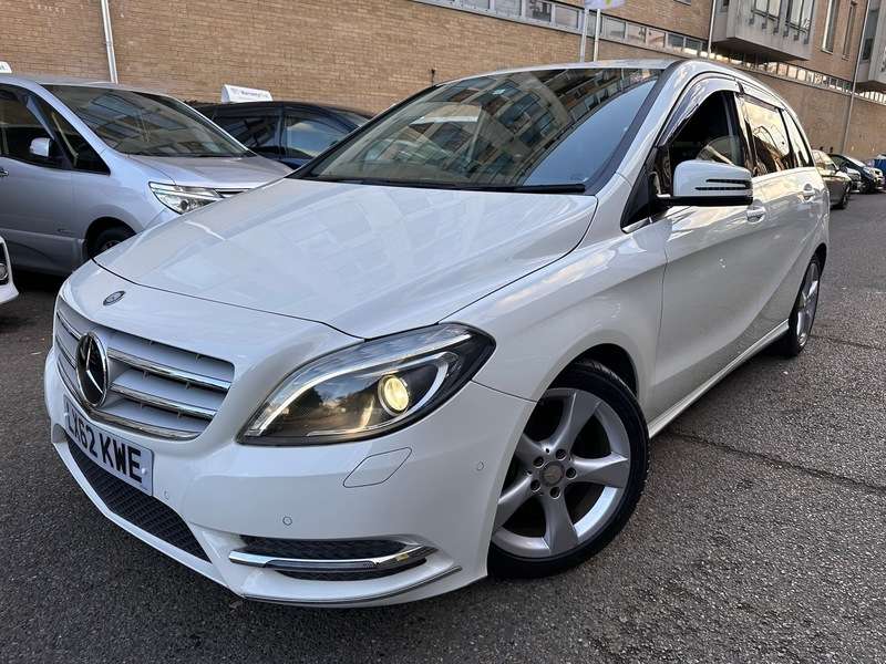 A 2012 MERCEDES-BENZ B180 BLUEEFFICIENCY SPORT AUTO 1.6 SE AUTO A 2012 MERCEDES-BENZ B180 BLUEEFFICIENCY SPORT AUTO 1.6 SE AUTO