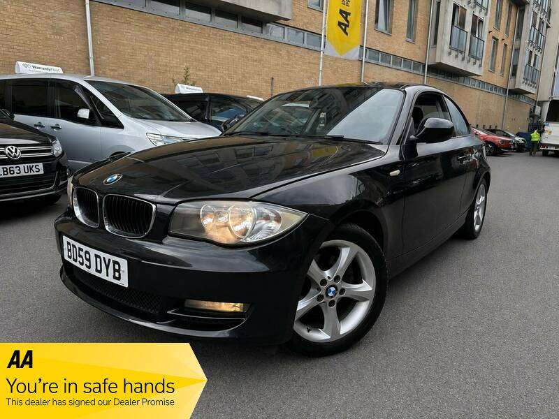 A 2010 BMW 1 SERIES 120I SPORT A 2010 BMW 1 SERIES 120I SPORT