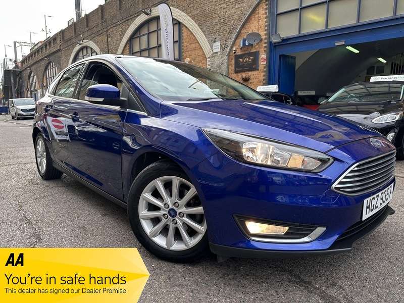 A 2017 FORD FOCUS TITANIUM A 2017 FORD FOCUS TITANIUM