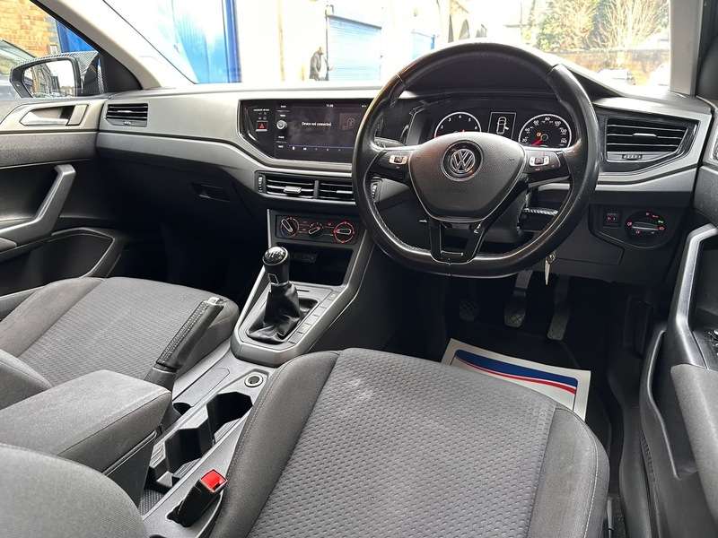 2019 VOLKSWAGEN POLO 2019 VOLKSWAGEN POLO