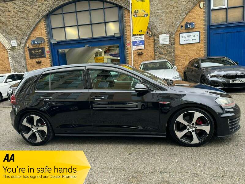 2015 VOLKSWAGEN GOLF GTI 2015 VOLKSWAGEN GOLF GTI