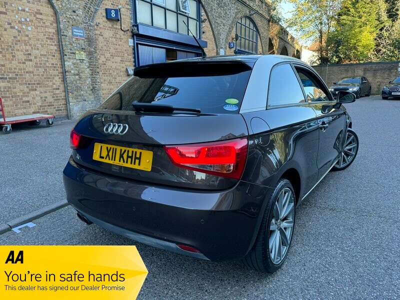 2011 AUDI A1 2011 AUDI A1