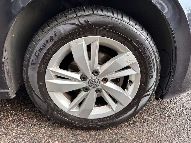 2019 VOLKSWAGEN POLO 2019 VOLKSWAGEN POLO