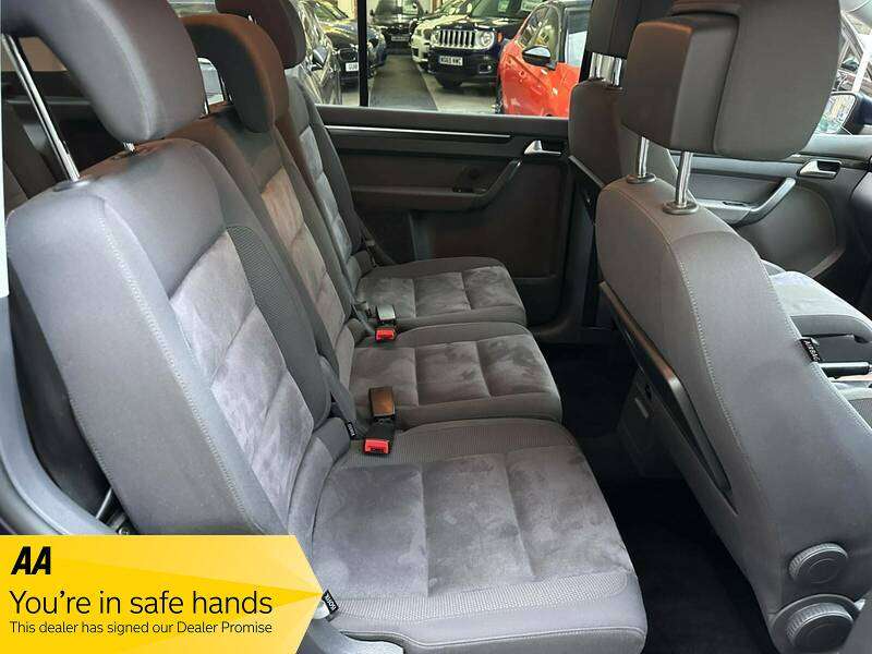 2014 VOLKSWAGEN TOURAN 2014 VOLKSWAGEN TOURAN