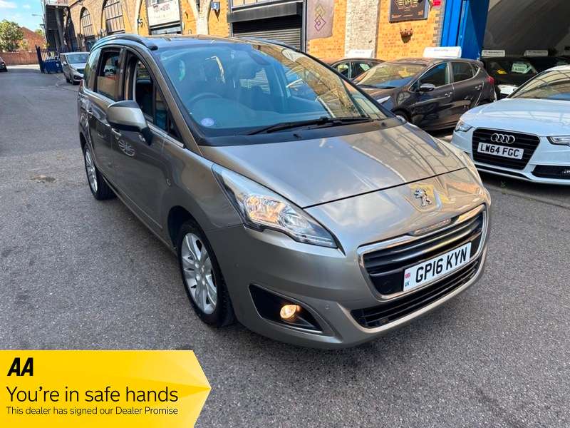 2016 PEUGEOT 5008 2016 PEUGEOT 5008