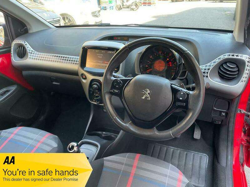 2015 PEUGEOT 108 2015 PEUGEOT 108