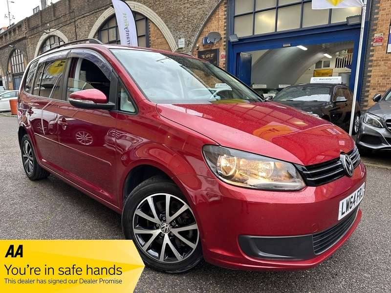 A 2014 VOLKSWAGEN TOURAN 1.4 TFSI DSG AUTO 7 SEATS A 2014 VOLKSWAGEN TOURAN 1.4 TFSI DSG AUTO 7 SEATS