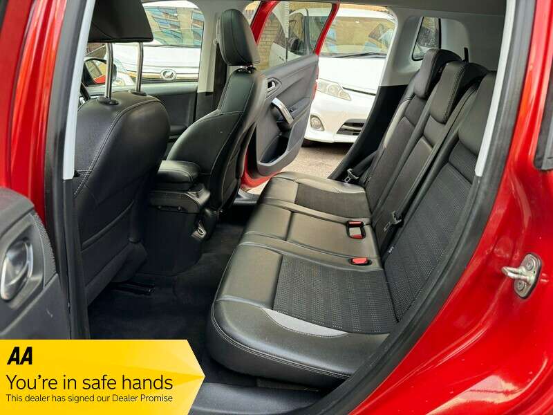 2015 PEUGEOT 2008 2015 PEUGEOT 2008