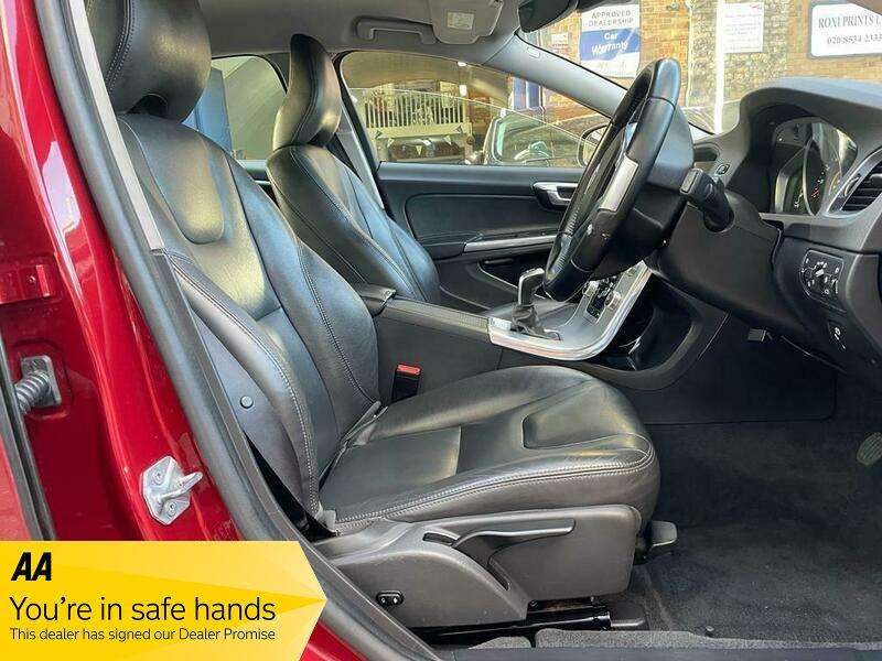 2016 VOLVO S60 2016 VOLVO S60