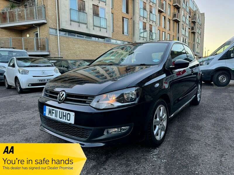 A 2011 VOLKSWAGEN POLO SE A 2011 VOLKSWAGEN POLO SE