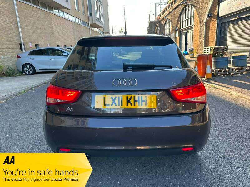 2011 AUDI A1 2011 AUDI A1