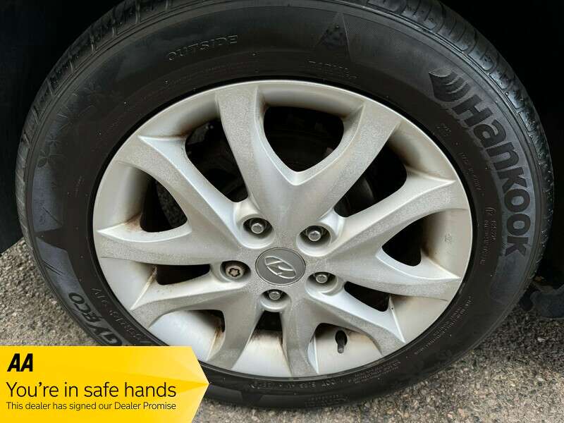 2011 HYUNDAI I30 2011 HYUNDAI I30