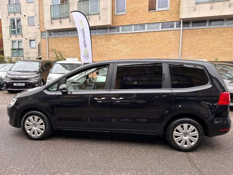 A 2015 VOLKSWAGEN SHARAN S TDI DSG A 2015 VOLKSWAGEN SHARAN S TDI DSG
