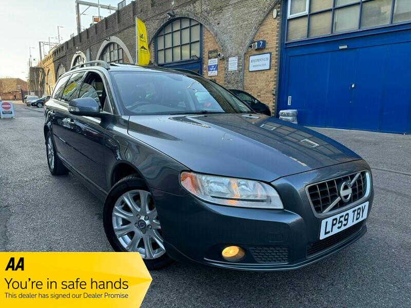 Check out this Volvo V70 2009 Petrol Automatic