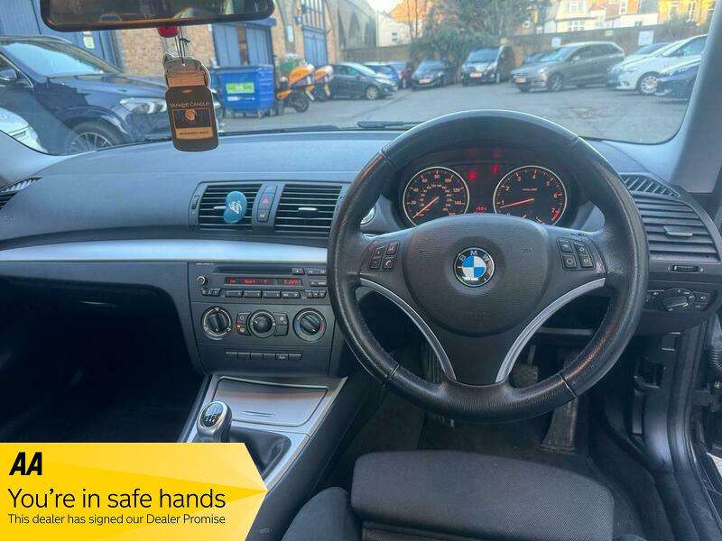 2010 BMW 1 SERIES 2010 BMW 1 SERIES