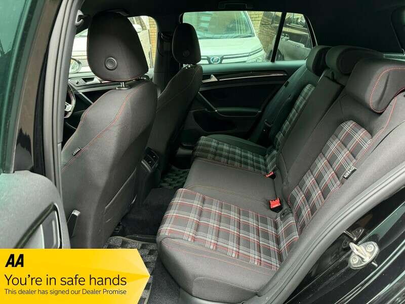 2015 VOLKSWAGEN GOLF GTI 2015 VOLKSWAGEN GOLF GTI