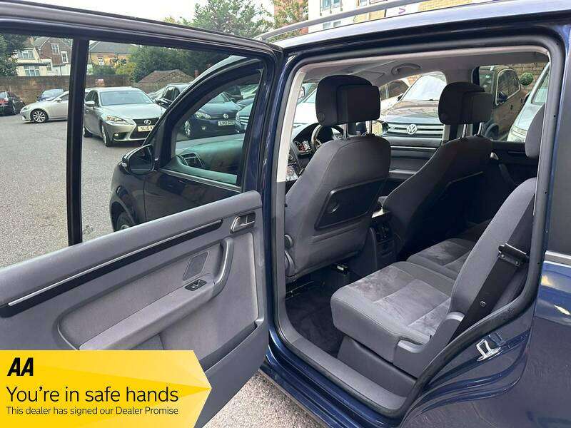 2014 VOLKSWAGEN TOURAN 2014 VOLKSWAGEN TOURAN