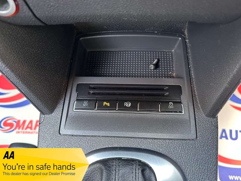 2014 VOLKSWAGEN TOURAN 2014 VOLKSWAGEN TOURAN