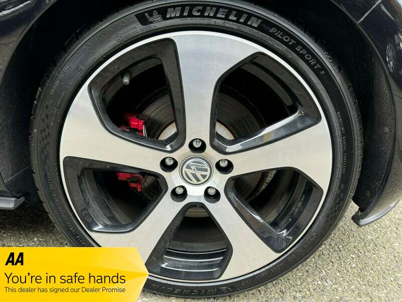 2015 VOLKSWAGEN GOLF GTI 2015 VOLKSWAGEN GOLF GTI