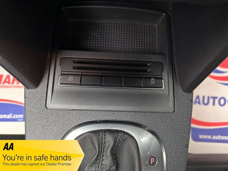 2014 VOLKSWAGEN TOURAN 2014 VOLKSWAGEN TOURAN