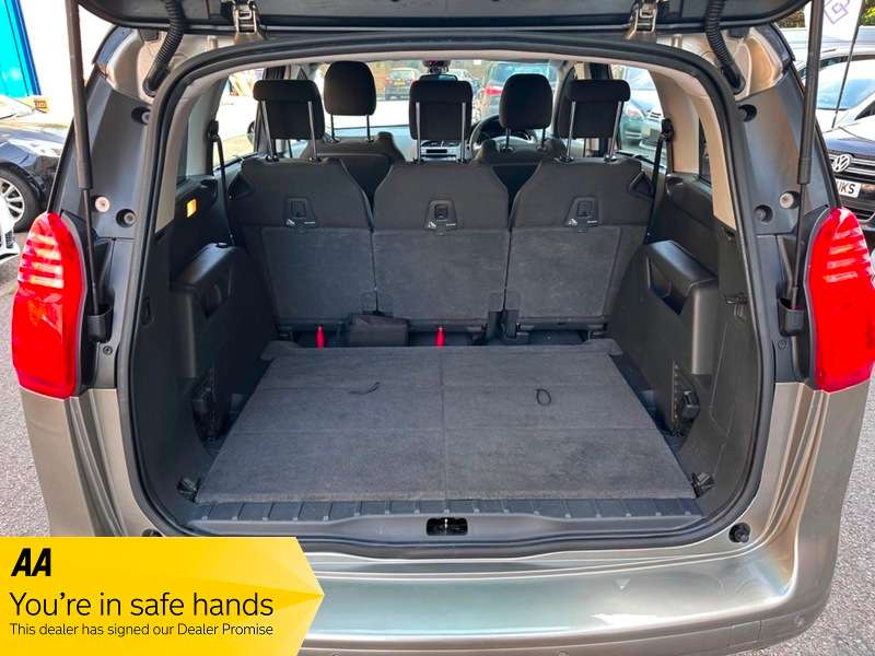 2016 PEUGEOT 5008 2016 PEUGEOT 5008