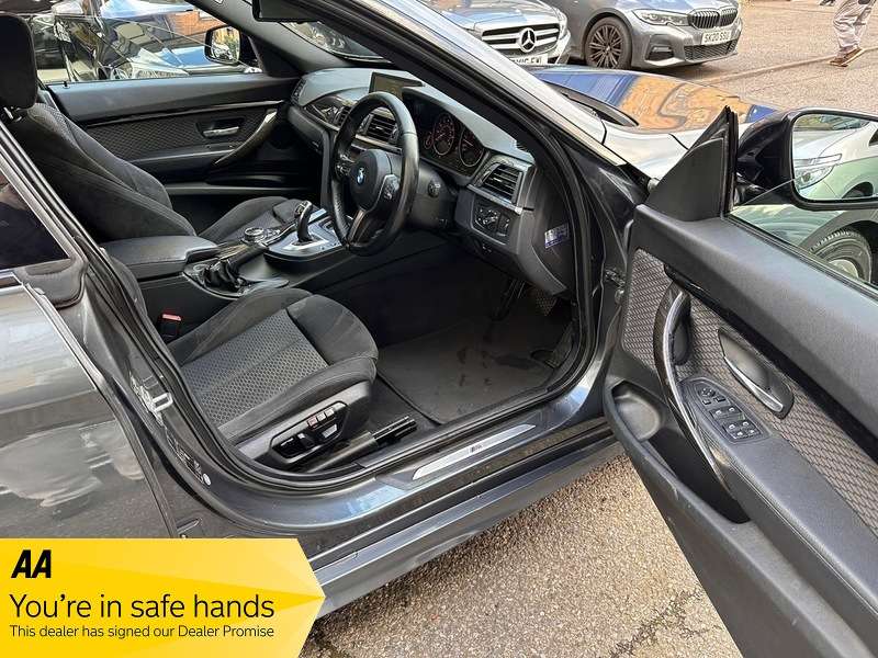 A 0 BMW 3 SERIES GRAN TURISMO 320i GT M SPORT A 0 BMW 3 SERIES GRAN TURISMO 320i GT M SPORT