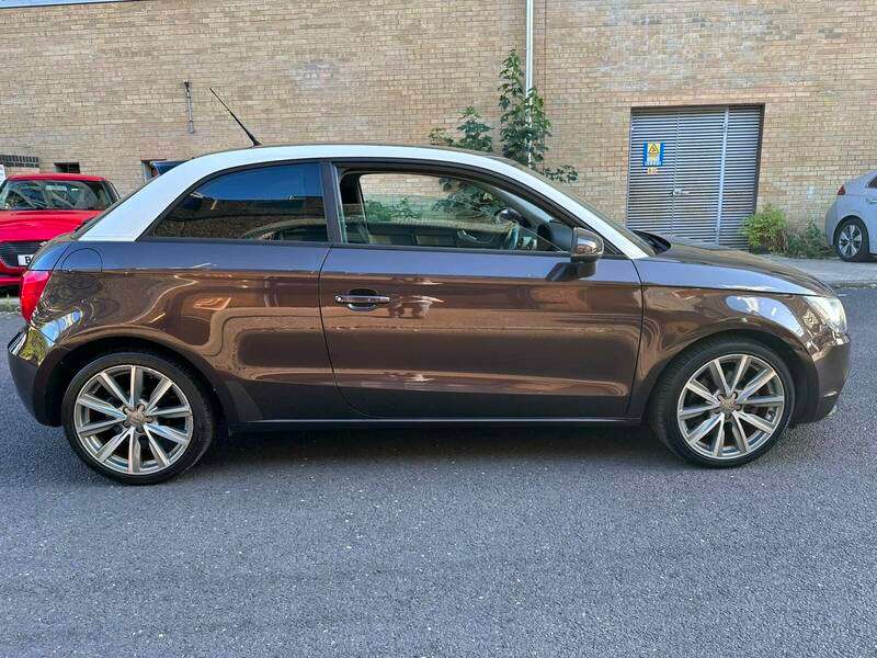A 2011 AUDI A1 SPORT EDITION A 2011 AUDI A1 SPORT EDITION