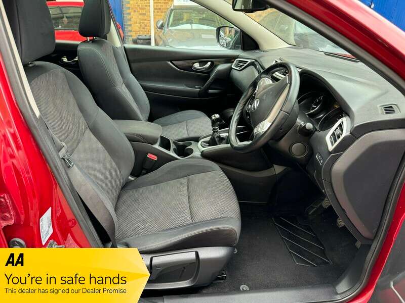 A 2014 NISSAN QASHQAI ACENTA PREMIUM DIG-T A 2014 NISSAN QASHQAI ACENTA PREMIUM DIG-T