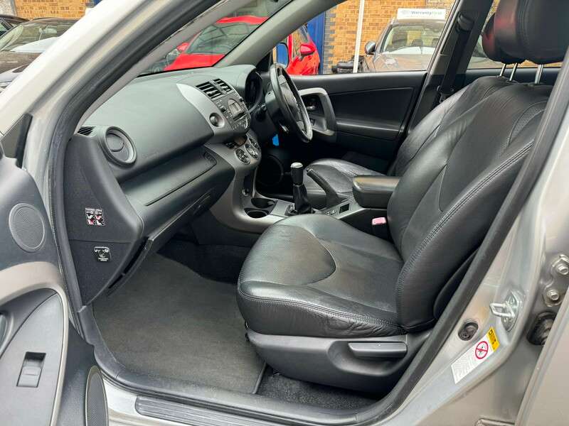 A 2008 TOYOTA RAV4 VVTI XTR A 2008 TOYOTA RAV4 VVTI XTR