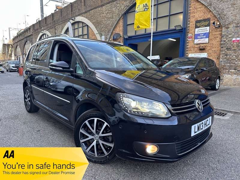 A 2013 VOLKSWAGEN TOURAN 1.4 SE AUTO A 2013 VOLKSWAGEN TOURAN 1.4 SE AUTO