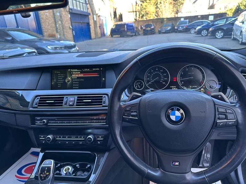 A 2012 BMW 525I M SPORT AUTO 520i M SPORT ESTATE A 2012 BMW 525I M SPORT AUTO 520i M SPORT ESTATE