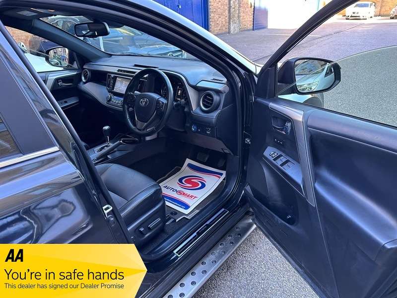 A 2017 TOYOTA RAV4 VVT-I EXCEL AWD TSS A 2017 TOYOTA RAV4 VVT-I EXCEL AWD TSS