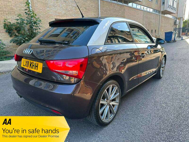 2011 AUDI A1 2011 AUDI A1