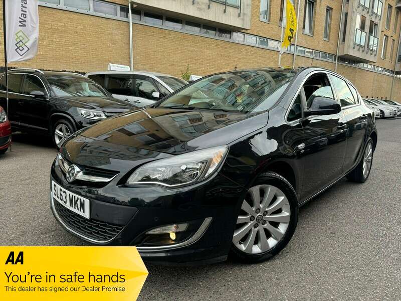 A 2014 VAUXHALL ASTRA ELITE A 2014 VAUXHALL ASTRA ELITE