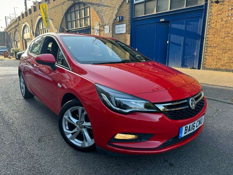 A 2016 VAUXHALL ASTRA SRI A 2016 VAUXHALL ASTRA SRI
