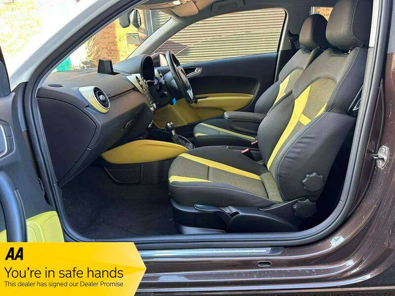 2011 AUDI A1 2011 AUDI A1