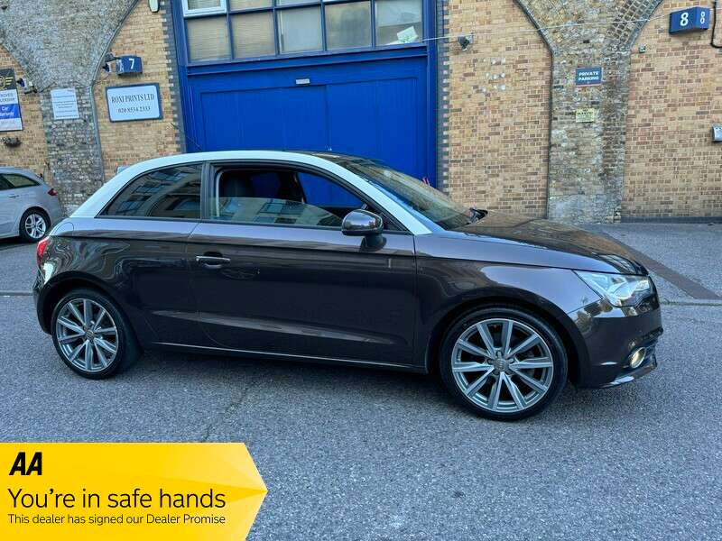 2011 AUDI A1 2011 AUDI A1