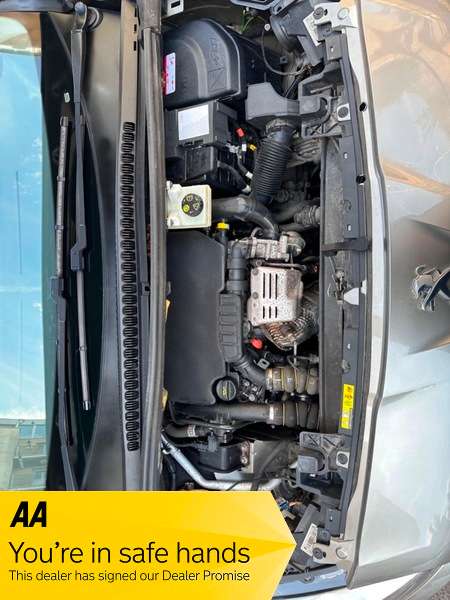 2016 PEUGEOT 5008 2016 PEUGEOT 5008