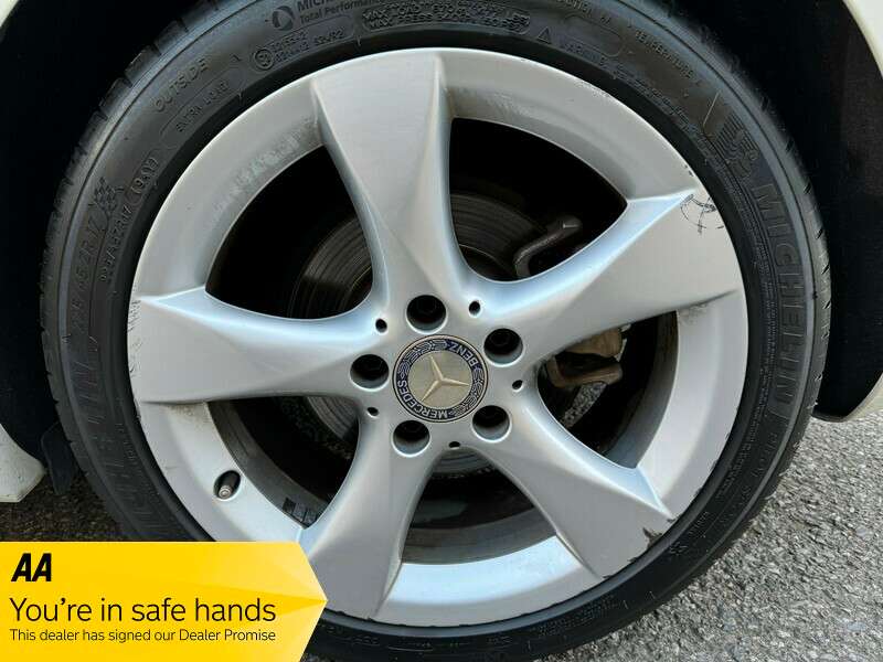 2012 MERCEDES-BENZ B180 BLUEEFFICIENCY SPORT AUTO 2012 MERCEDES-BENZ B180 BLUEEFFICIENCY SPORT AUTO